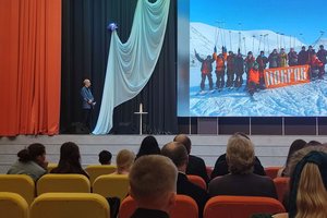 Праздник в каждый дом: руководство «Балтийского объединения» посетило Ольгинскую деревню накануне Нового года