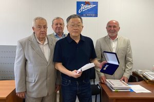 Руководство «Балтийского объединения» вручило награды сотрудникам АО «Зенит-Арена»